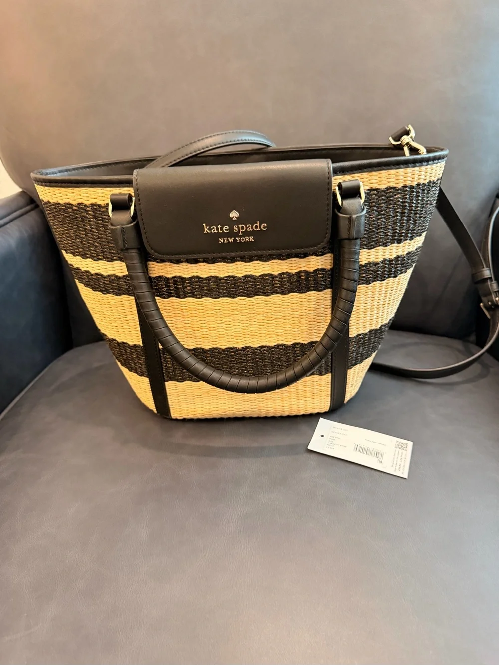 Like New kate spade Straw Tote in Black and Natural Stripe